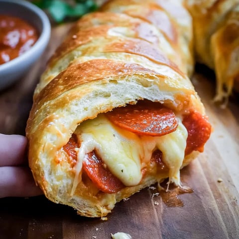 Stromboli de Pepperoni y Queso